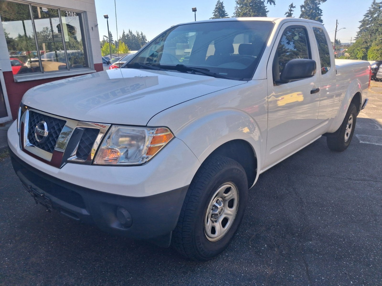 2012 NISSAN Frontier